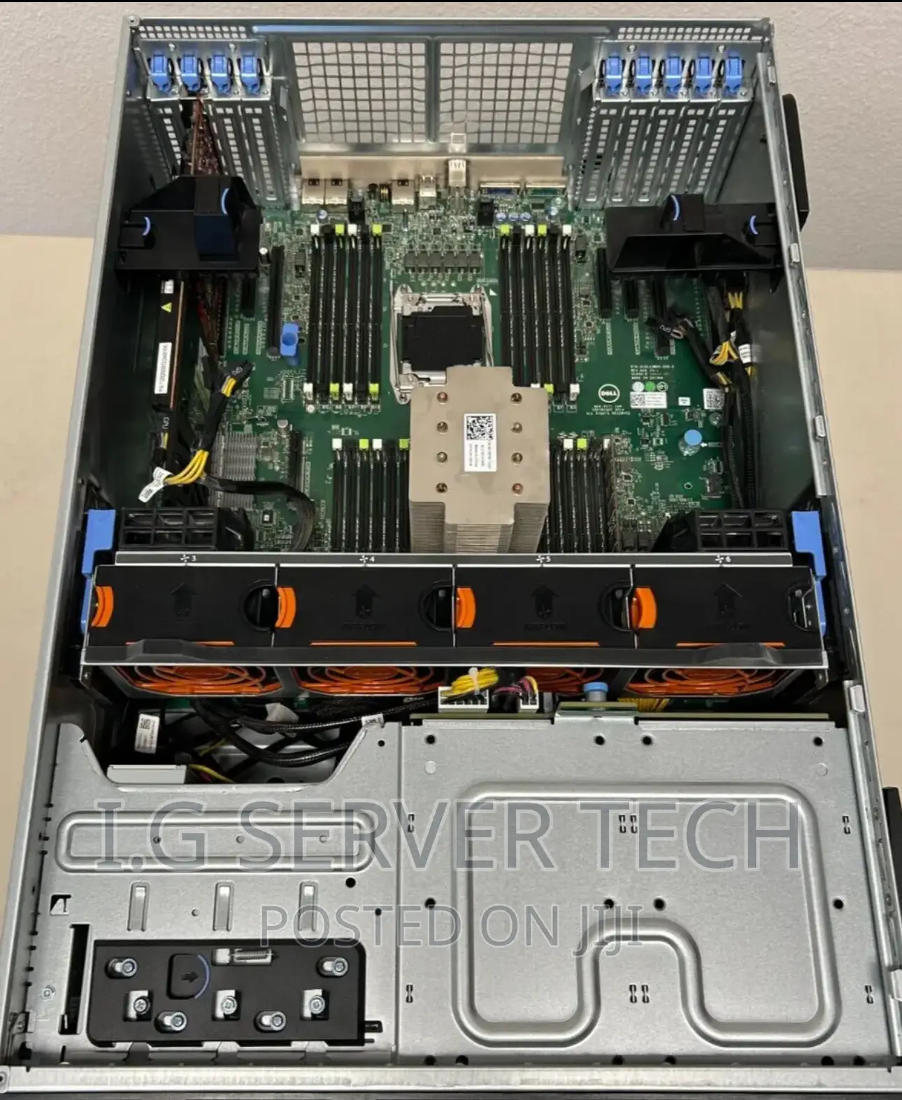 Server Dell PowerEdge T630 64GB Intel Xeon HDD+SSD 1T