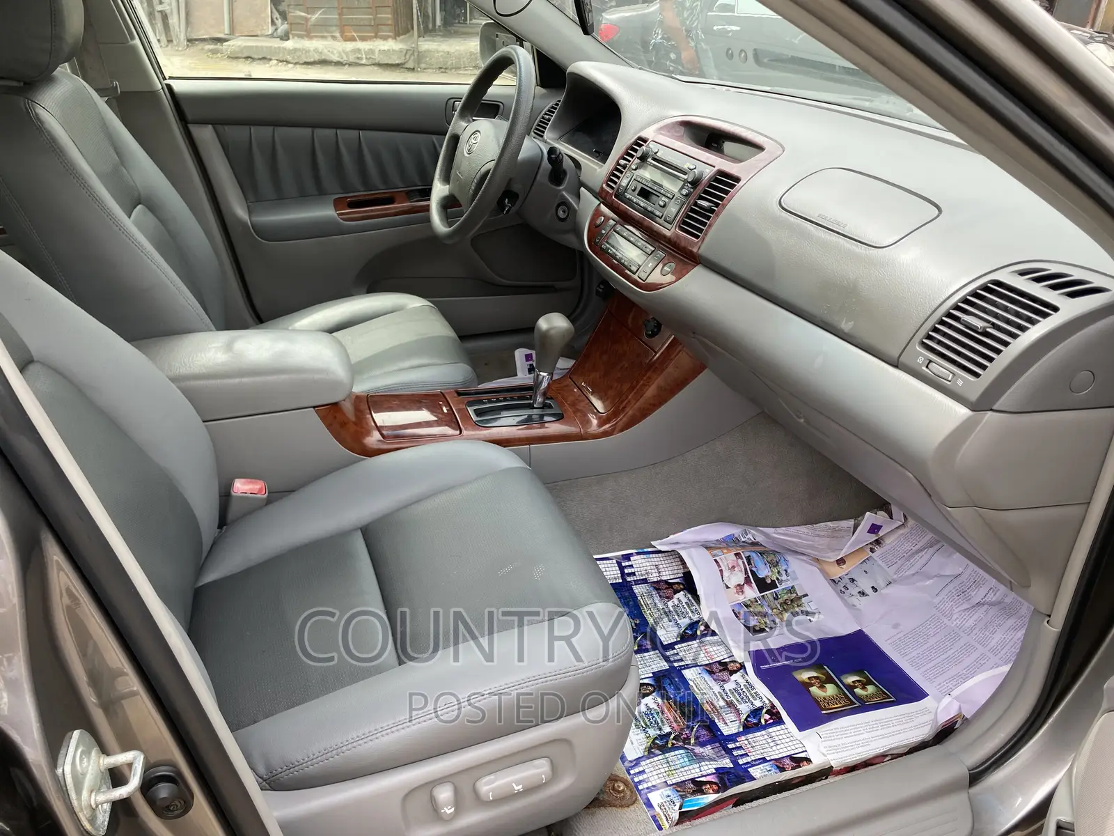 Toyota Camry 2006 Gray