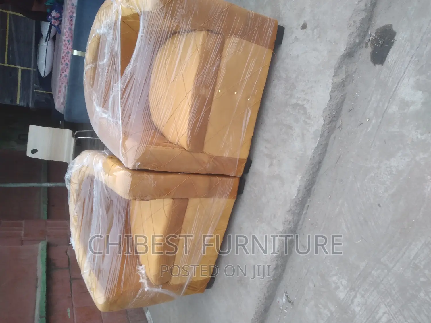 Quality Single Seater Ulphostery Padded Sofa Fabric Chair