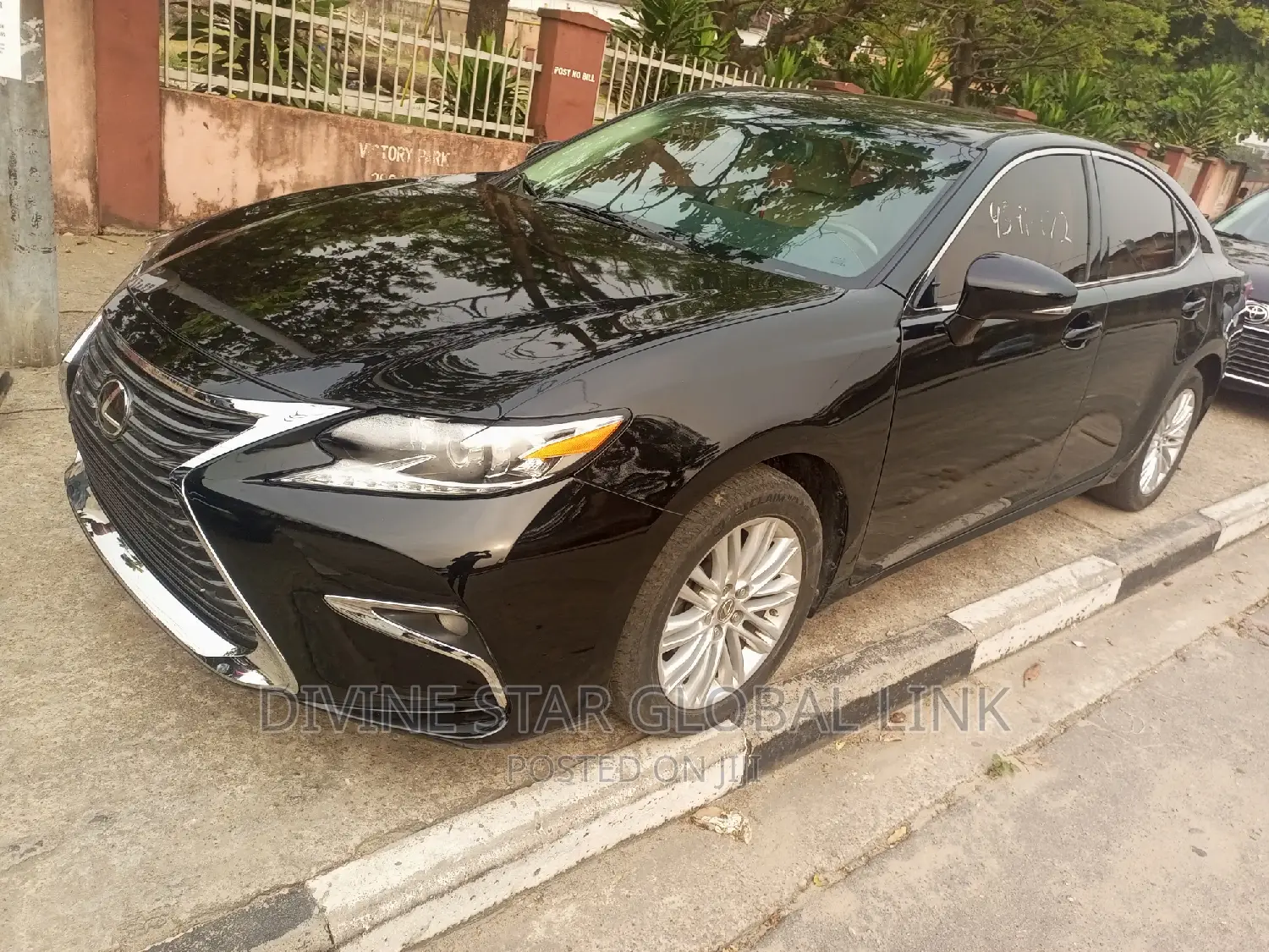 Lexus ES 350 FWD 2014 Black