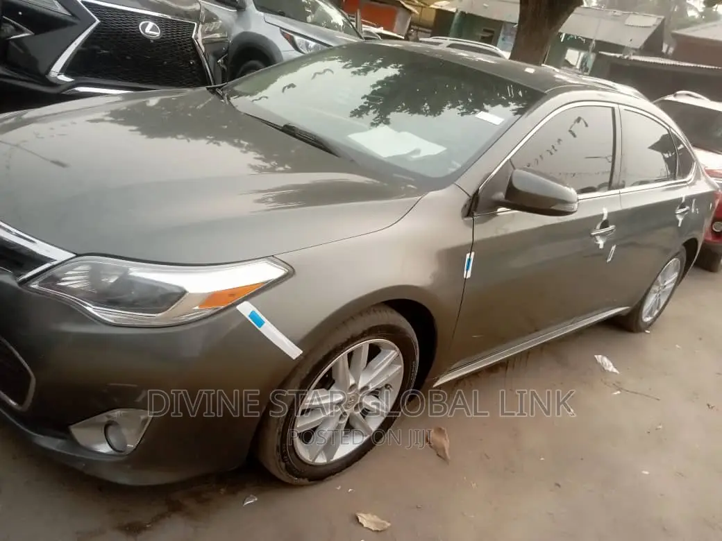 Toyota Avalon 2014 Green