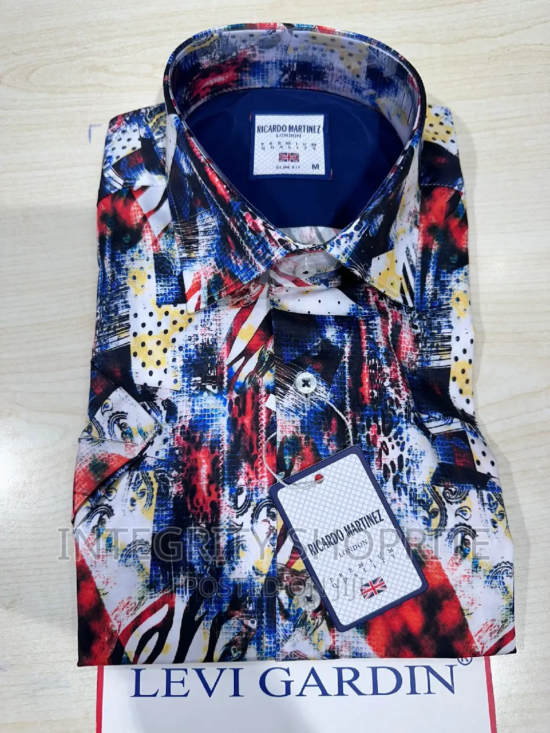 Levi Gardin Smart , T . Shirt