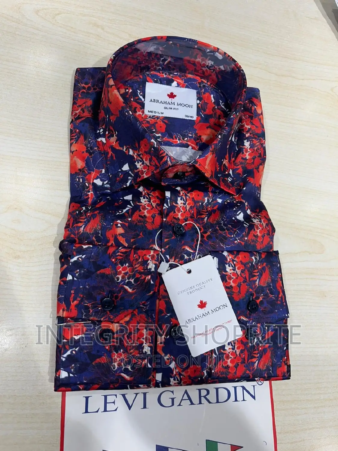 Levi Gardin Men Corporate Shirt - GREEN Details