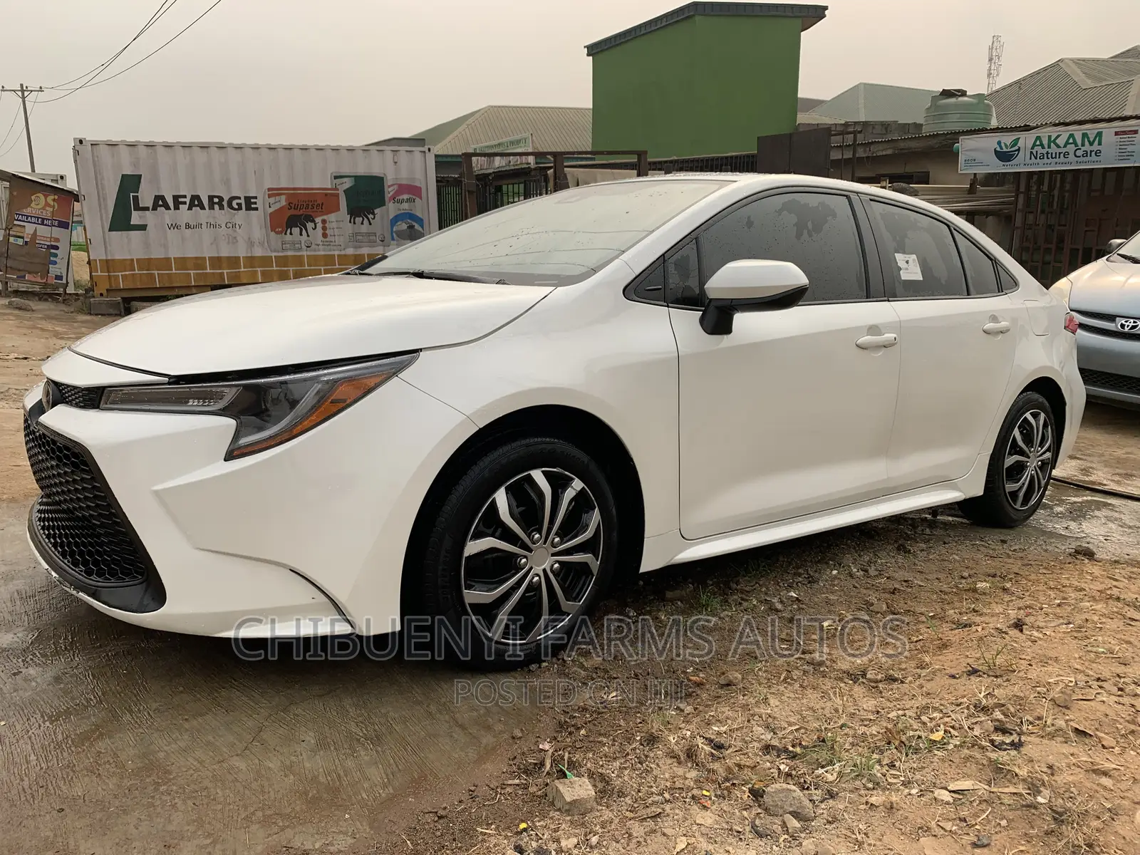 Toyota Corolla LE 2021 White