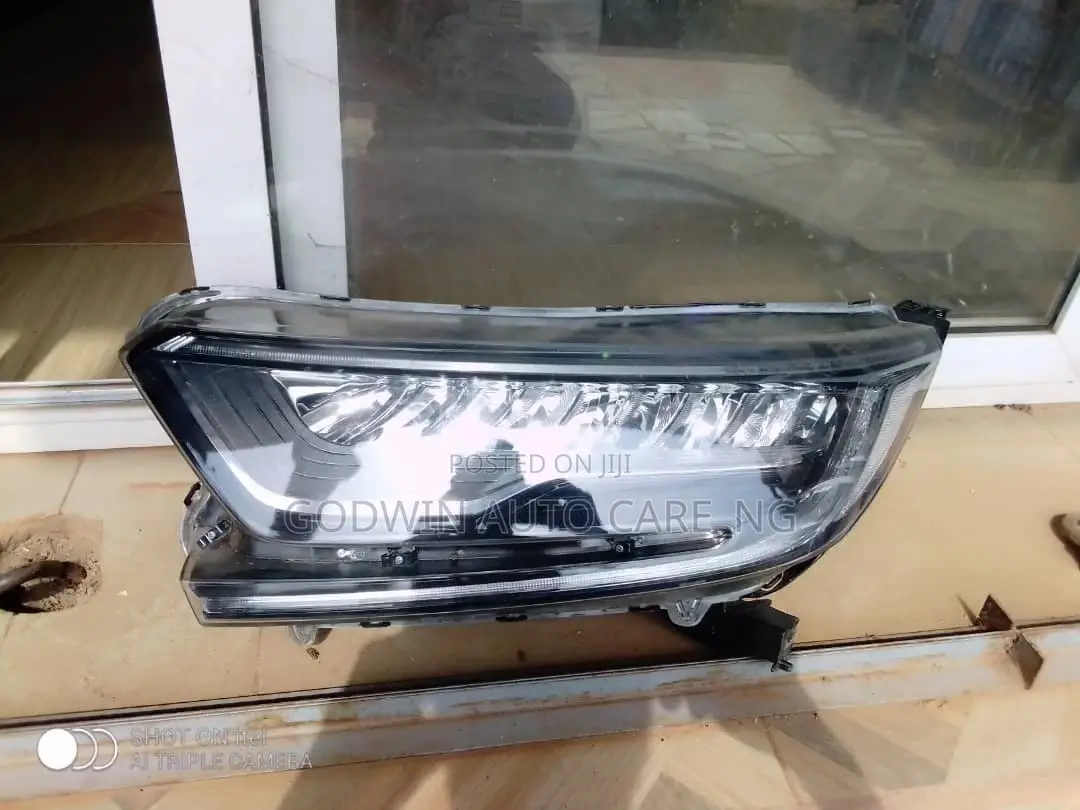 Headlight 2020 Honda CRV Touring
