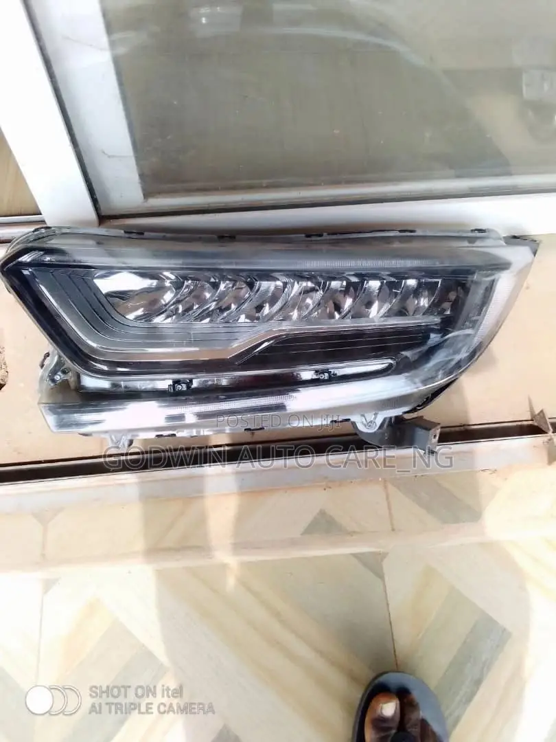 Headlight 2020 Honda CRV Touring