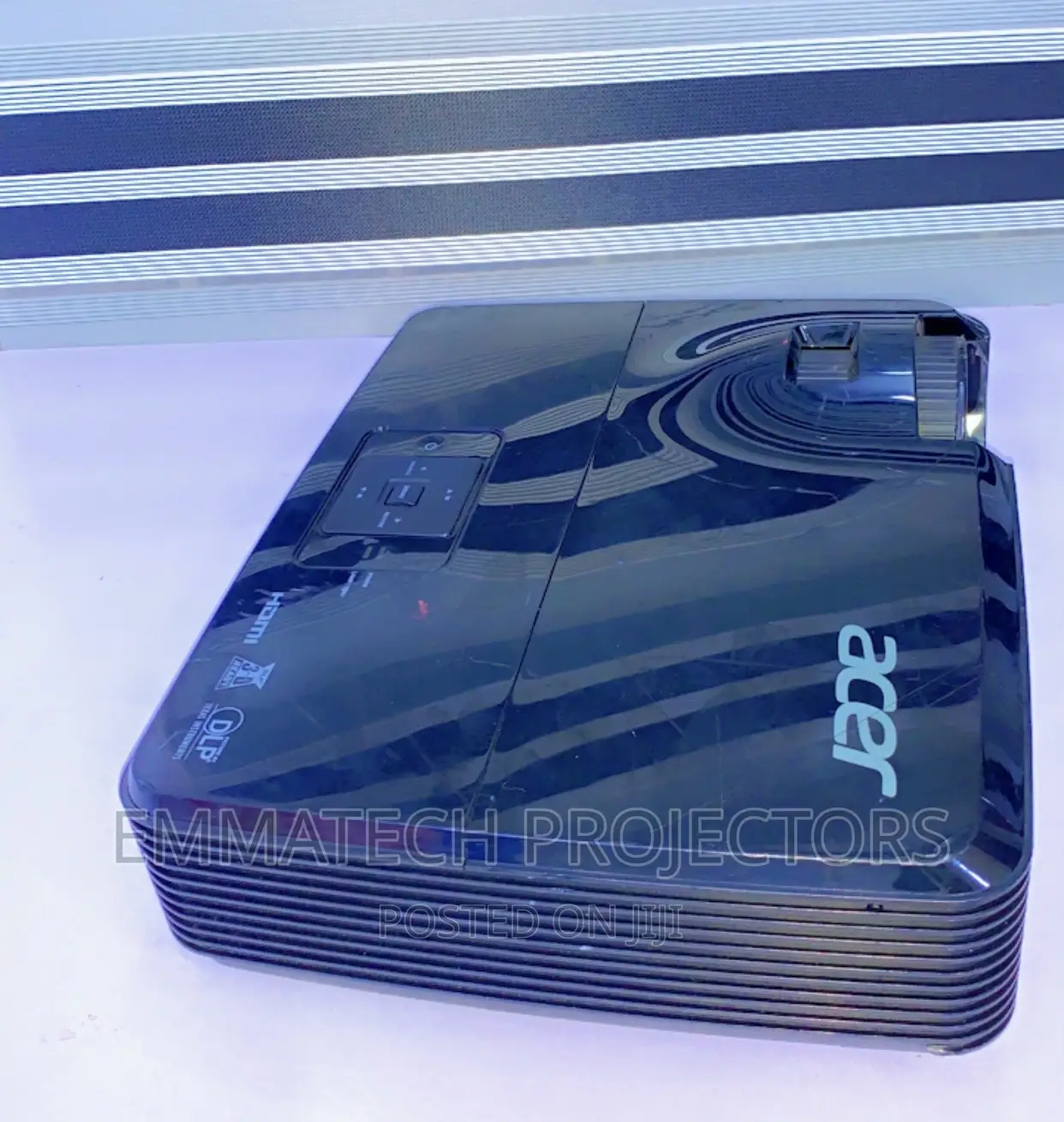 Direct Uk Used Projector Ikeja, Lekki , Alaba , Surulere