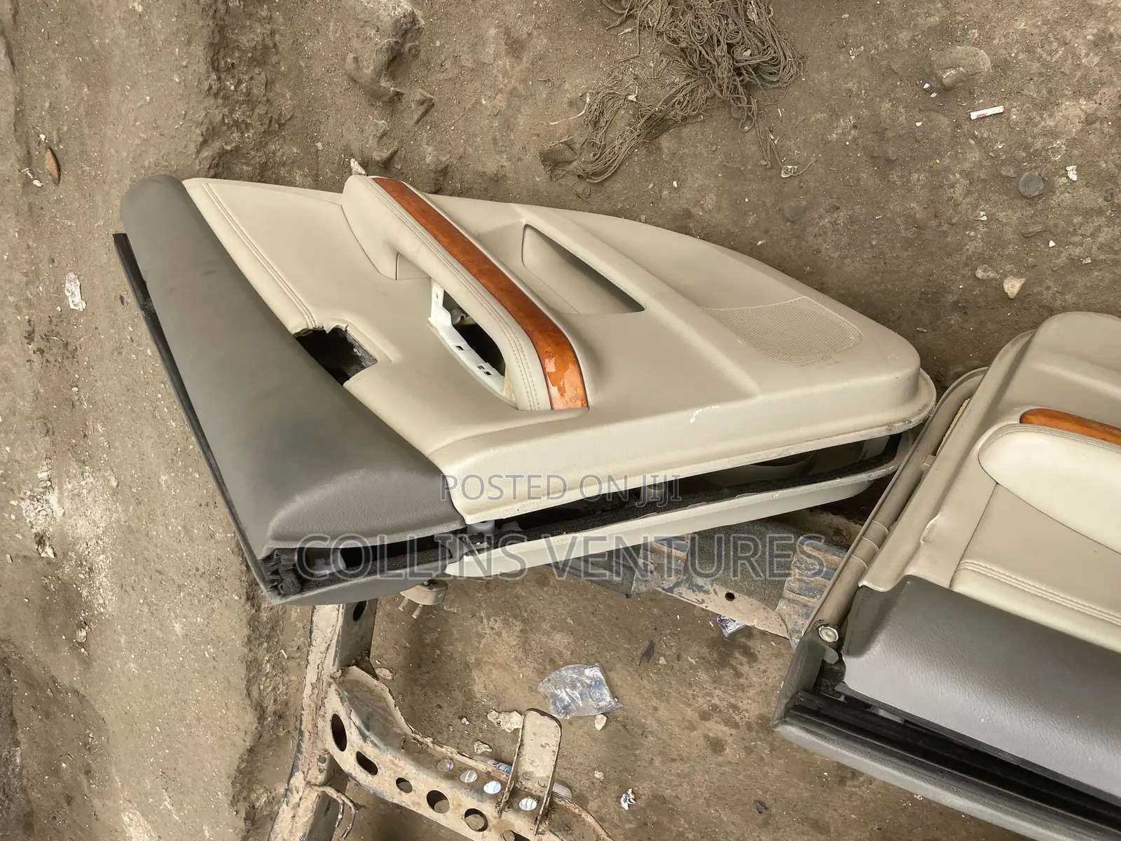 Doormart Lexus Rx330 2005-8 Cream Available