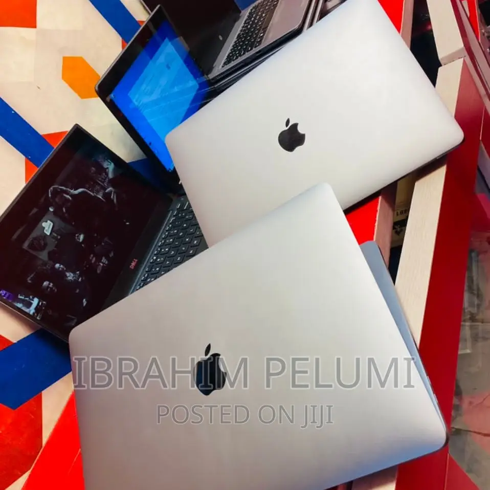 Laptop Apple MacBook Pro 2017 8GB Intel Core i5 SSD 256GB