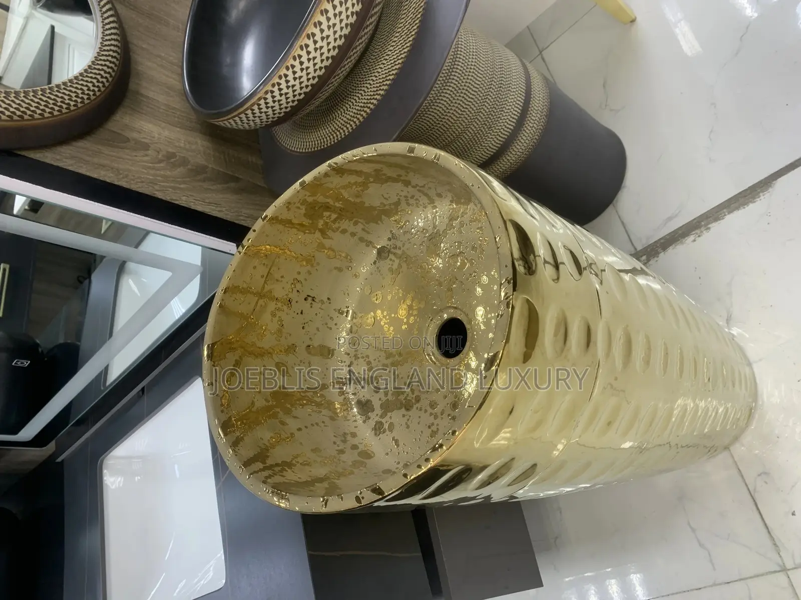 Dining Washing Hand Basin Gold
