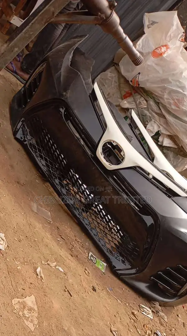 Complete Front Bumper Corolla 2017 /2018 Sports