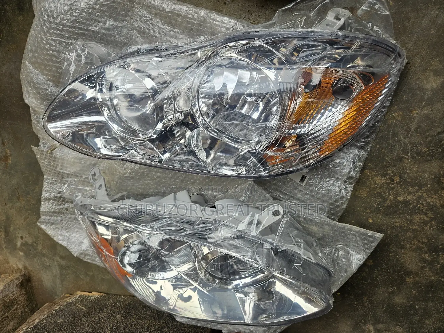 Headlamp Corolla 2005 New One