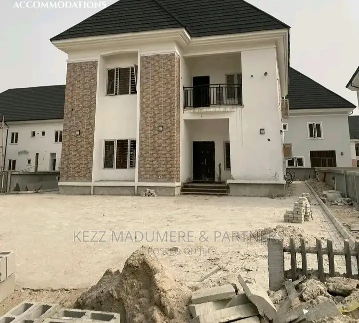 4bdrm Duplex in Reef Court Estate,, Port-Harcourt for sale