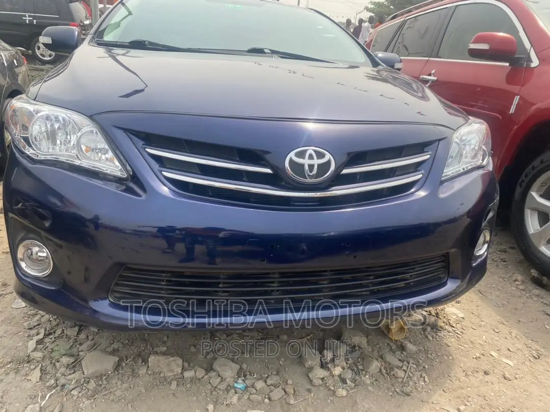 Toyota Corolla 2013 Blue