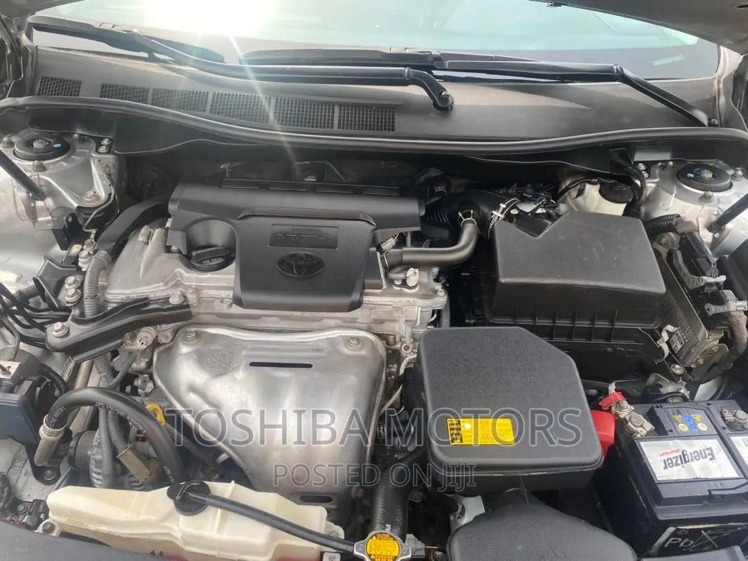 Toyota Camry 2015 Silver