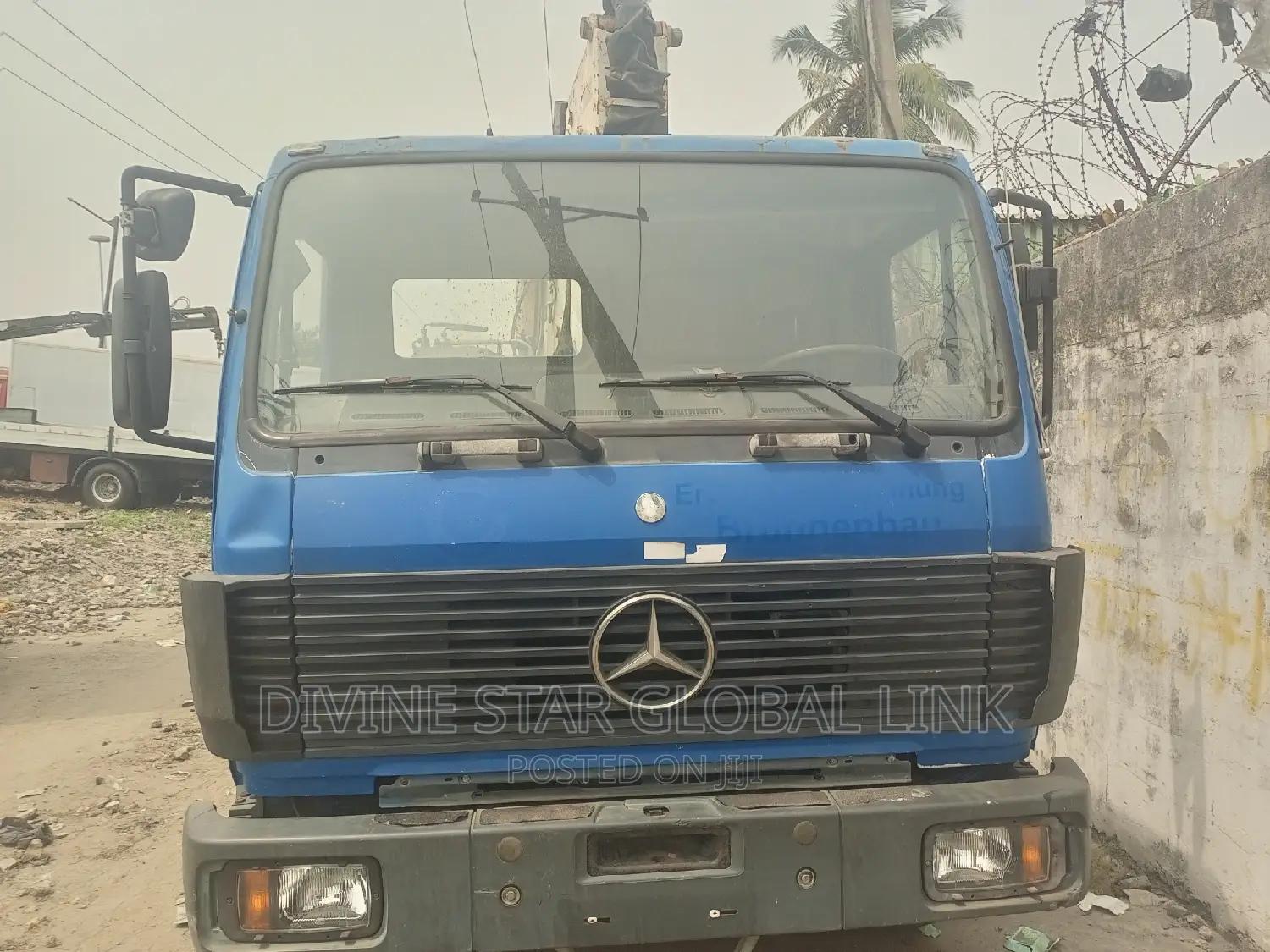 Hiyab Mercedes Benz 1422