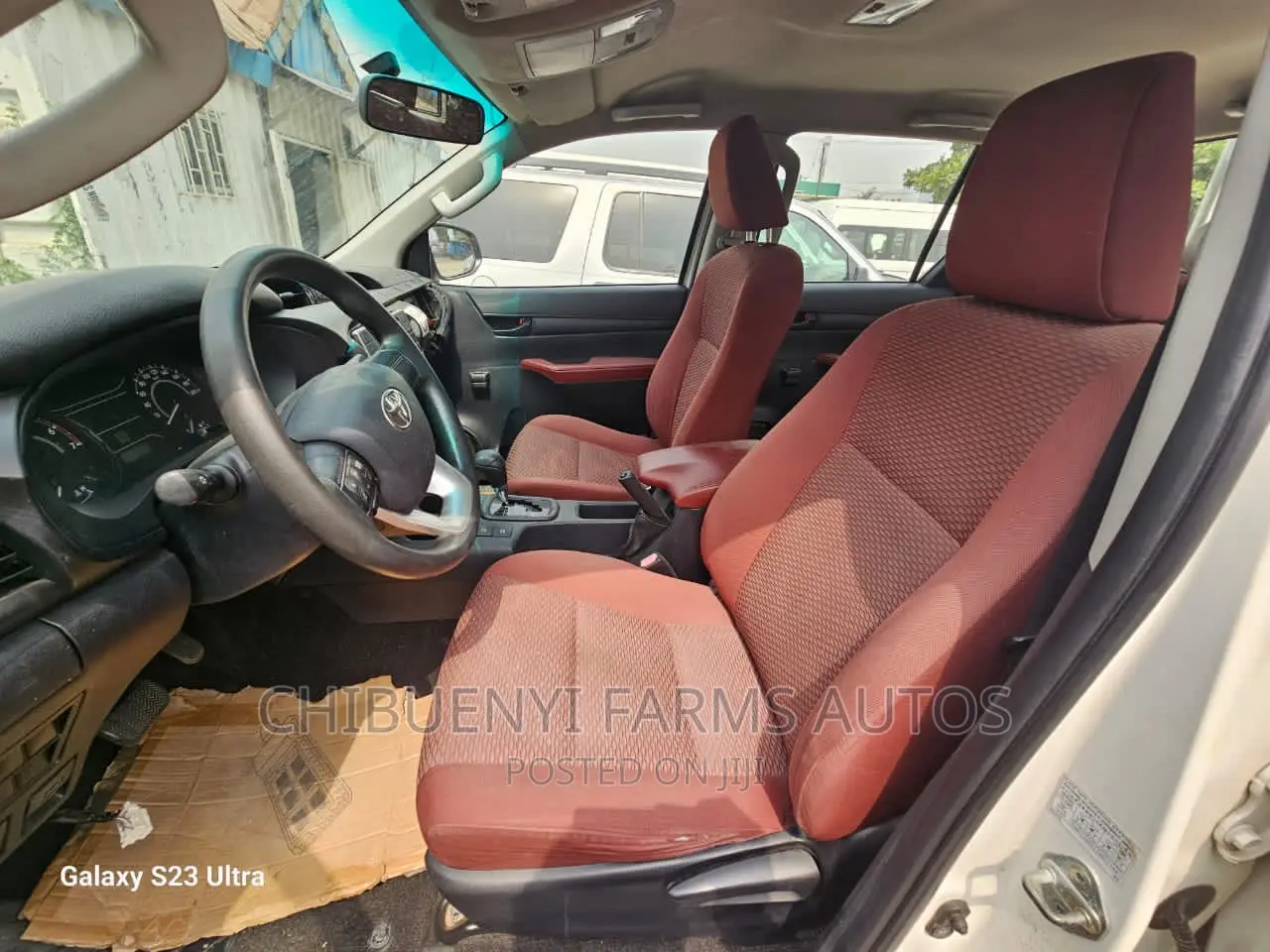 Toyota Hilux 2016 White