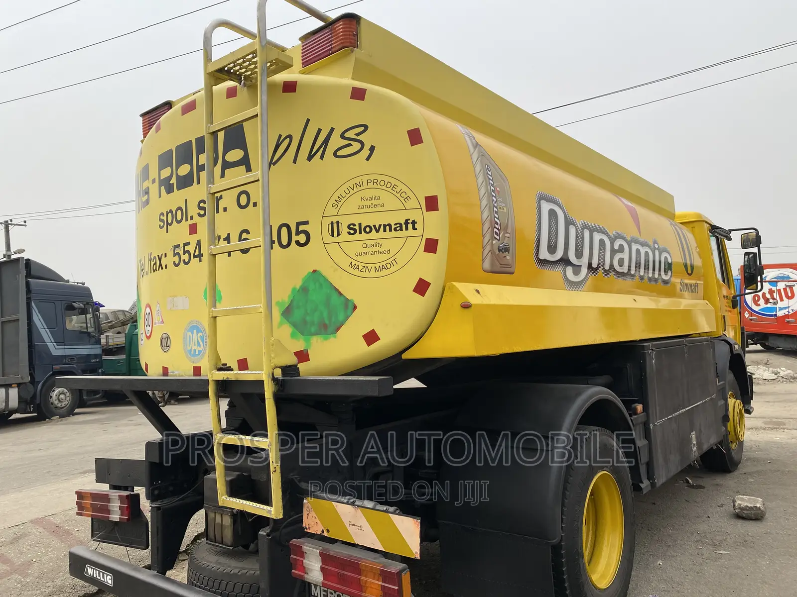 Yellow Benz Diesel Tank Truck