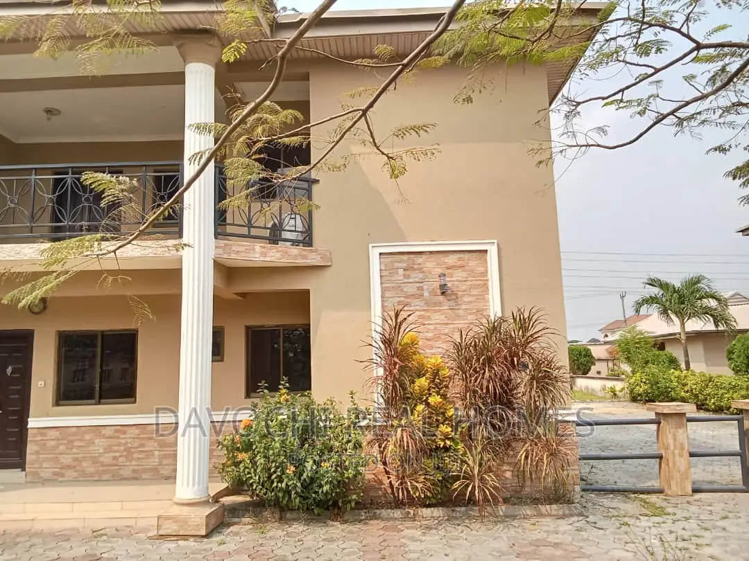 5bdrm Duplex in Ajah-Lekki for rent