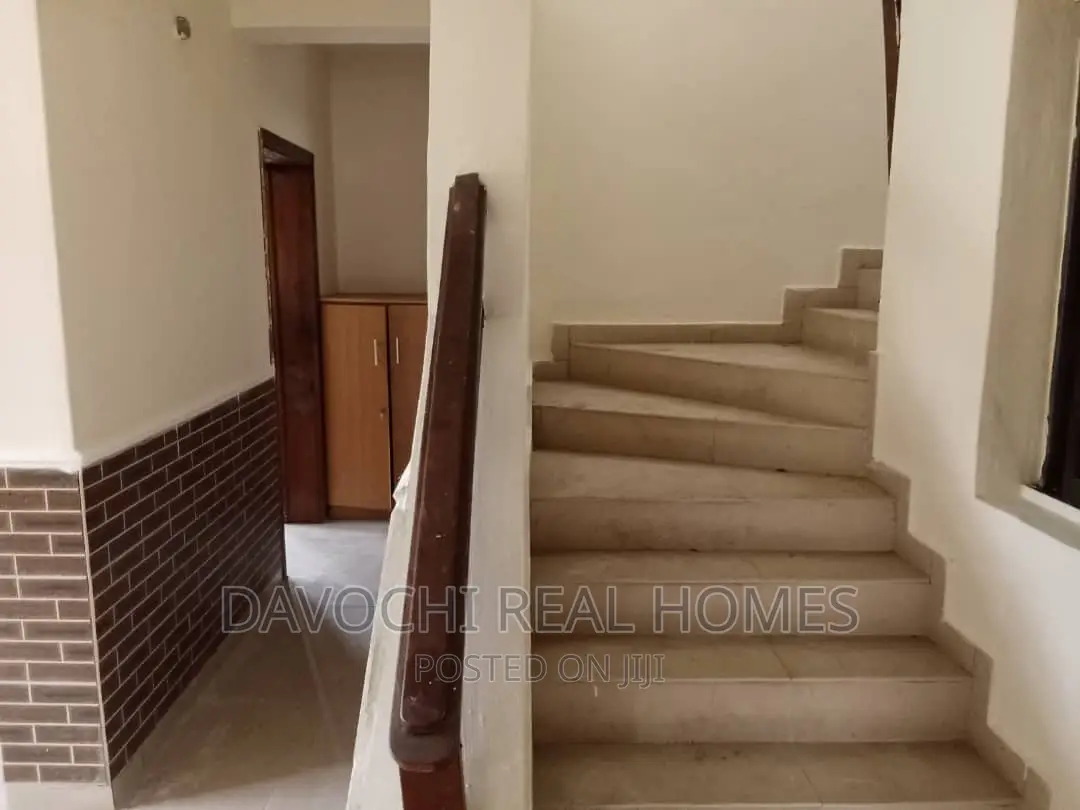 5bdrm Duplex in Ajah-Lekki for rent