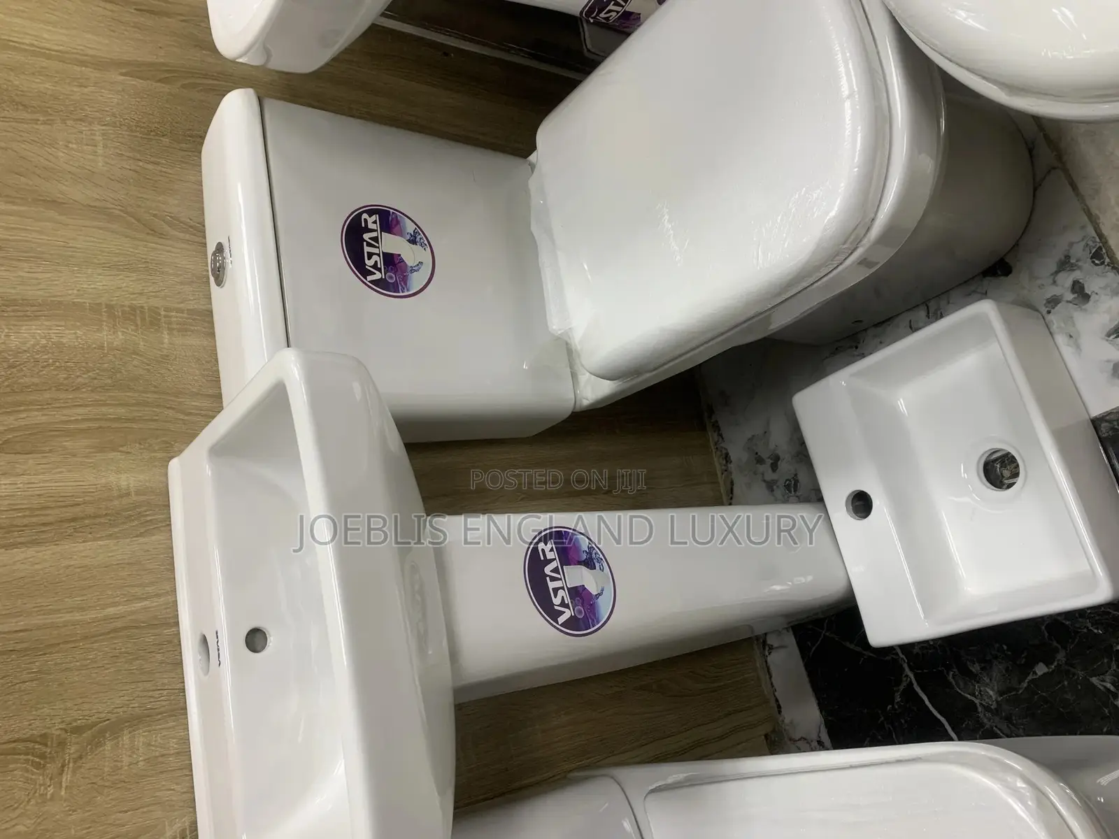 Smooth Water Closet