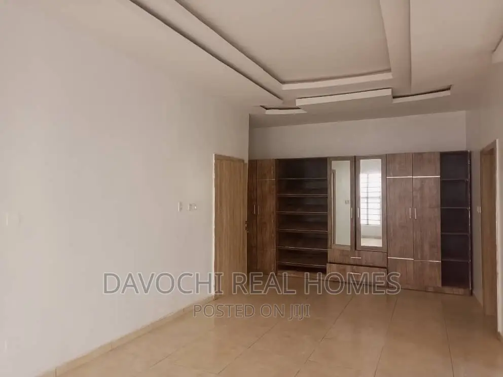4bdrm Duplex in Ikota Villa Estate, Lekki for sale