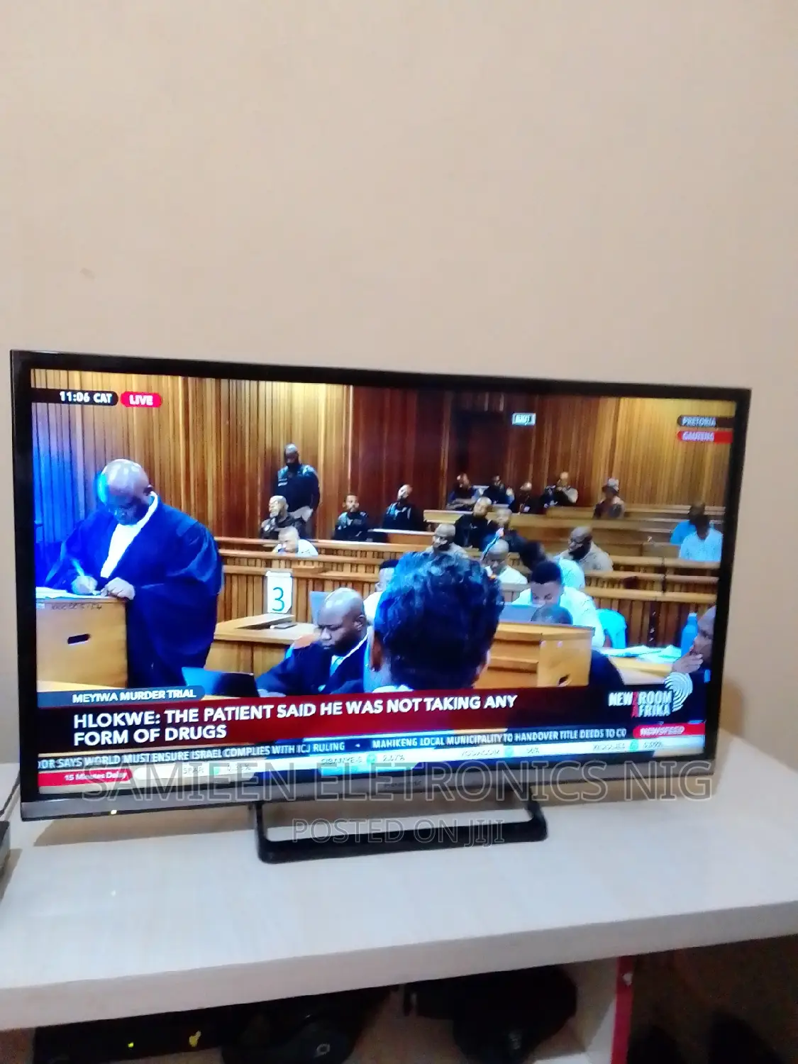 Newly Arrived 32imch Panasonic Smart Led TV(London Imported)