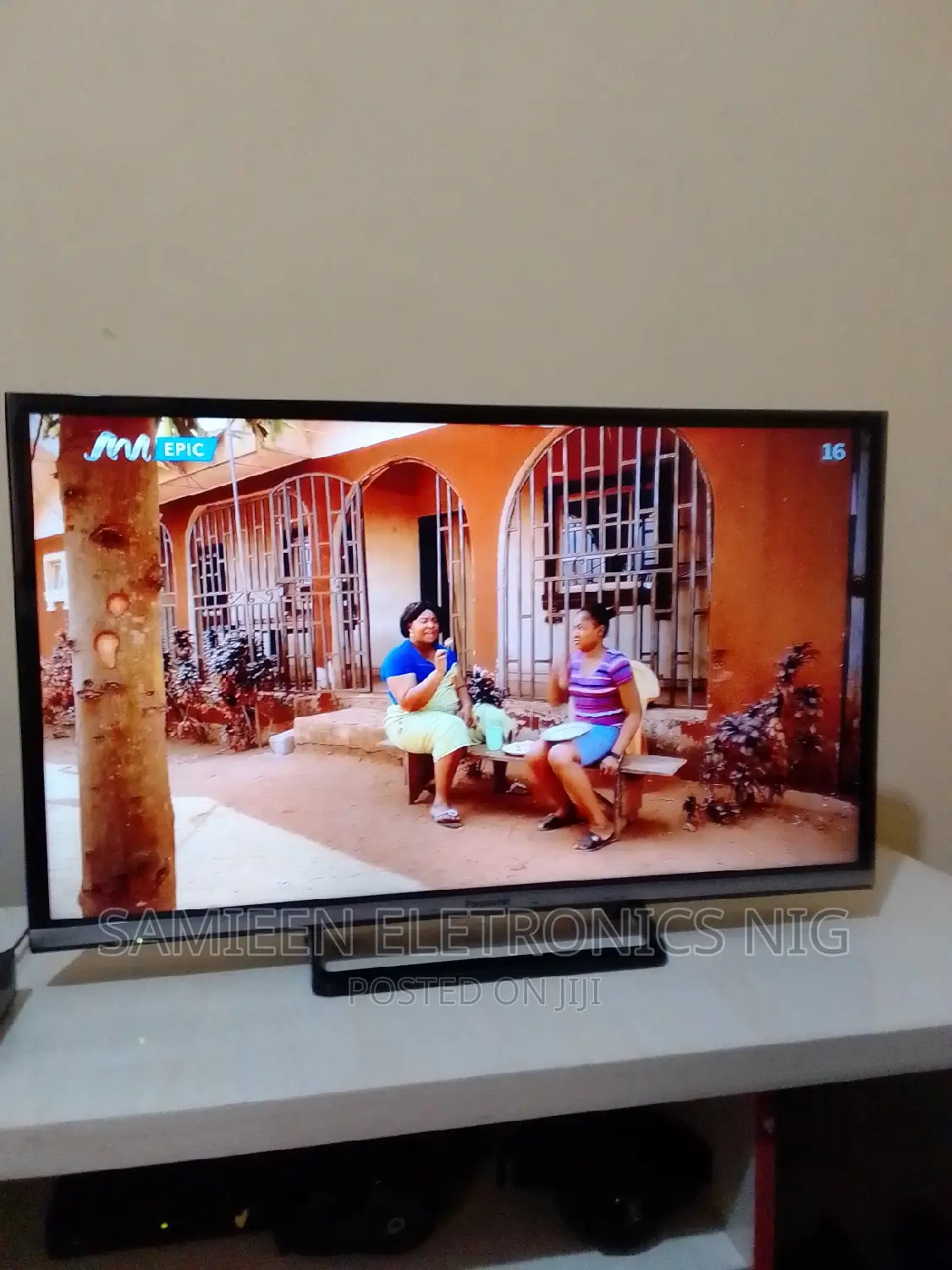 Newly Arrived 32imch Panasonic Smart Led TV(London Imported)