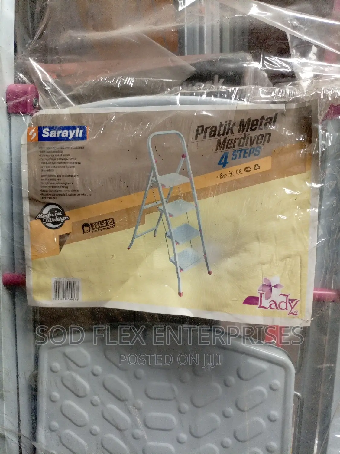 4 Steps Heavy Duty Iron Ladder