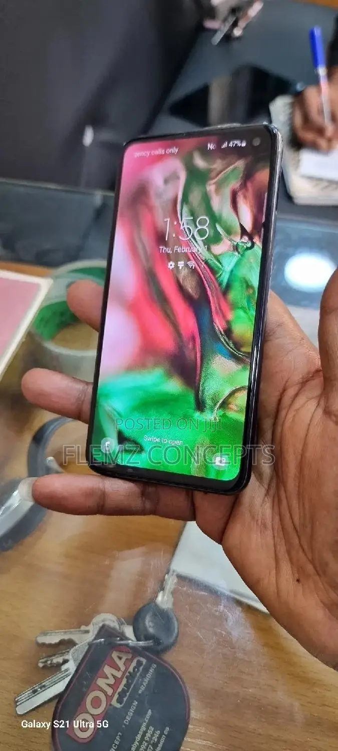 Samsung Galaxy S10e 128 GB Blue