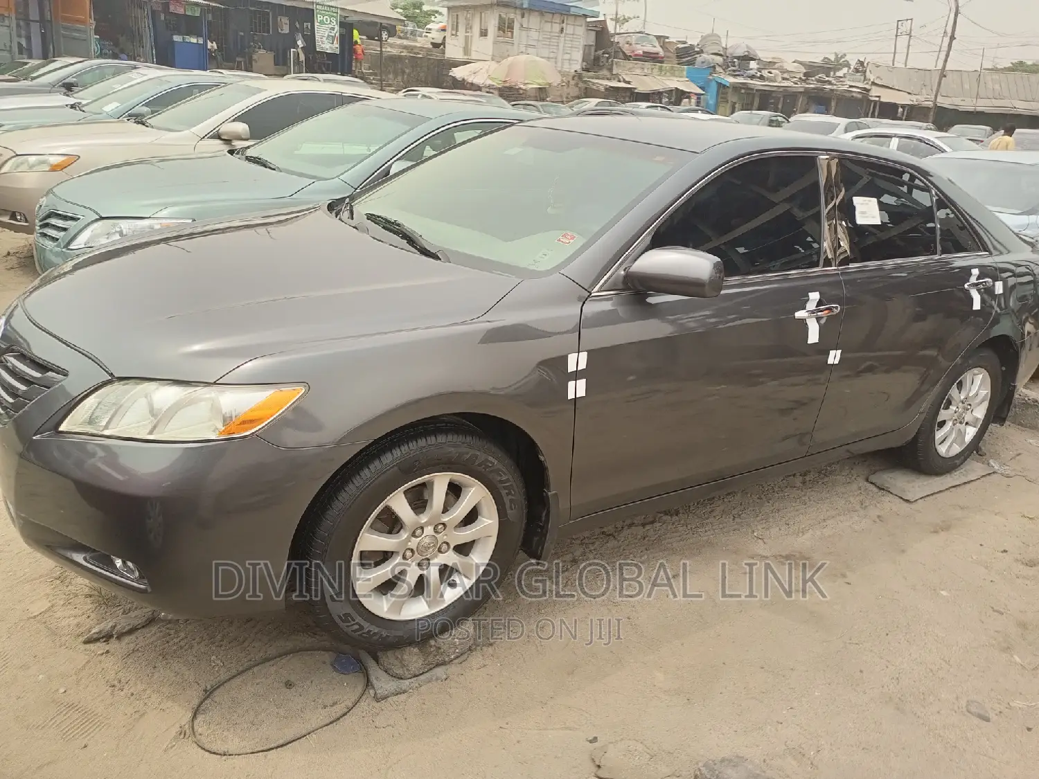 Toyota Camry LE 4dr Sedan (2.4L 4cyl 5A) 2009 Gray