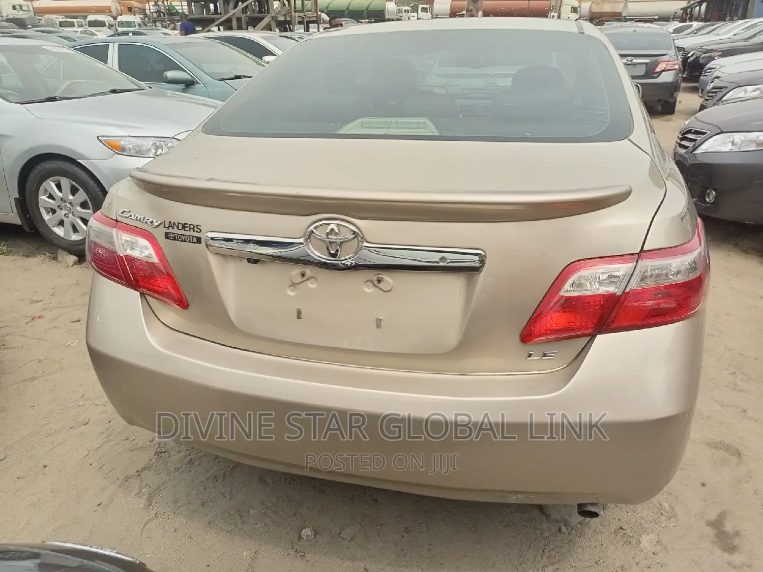 Toyota Camry 2009 Gold