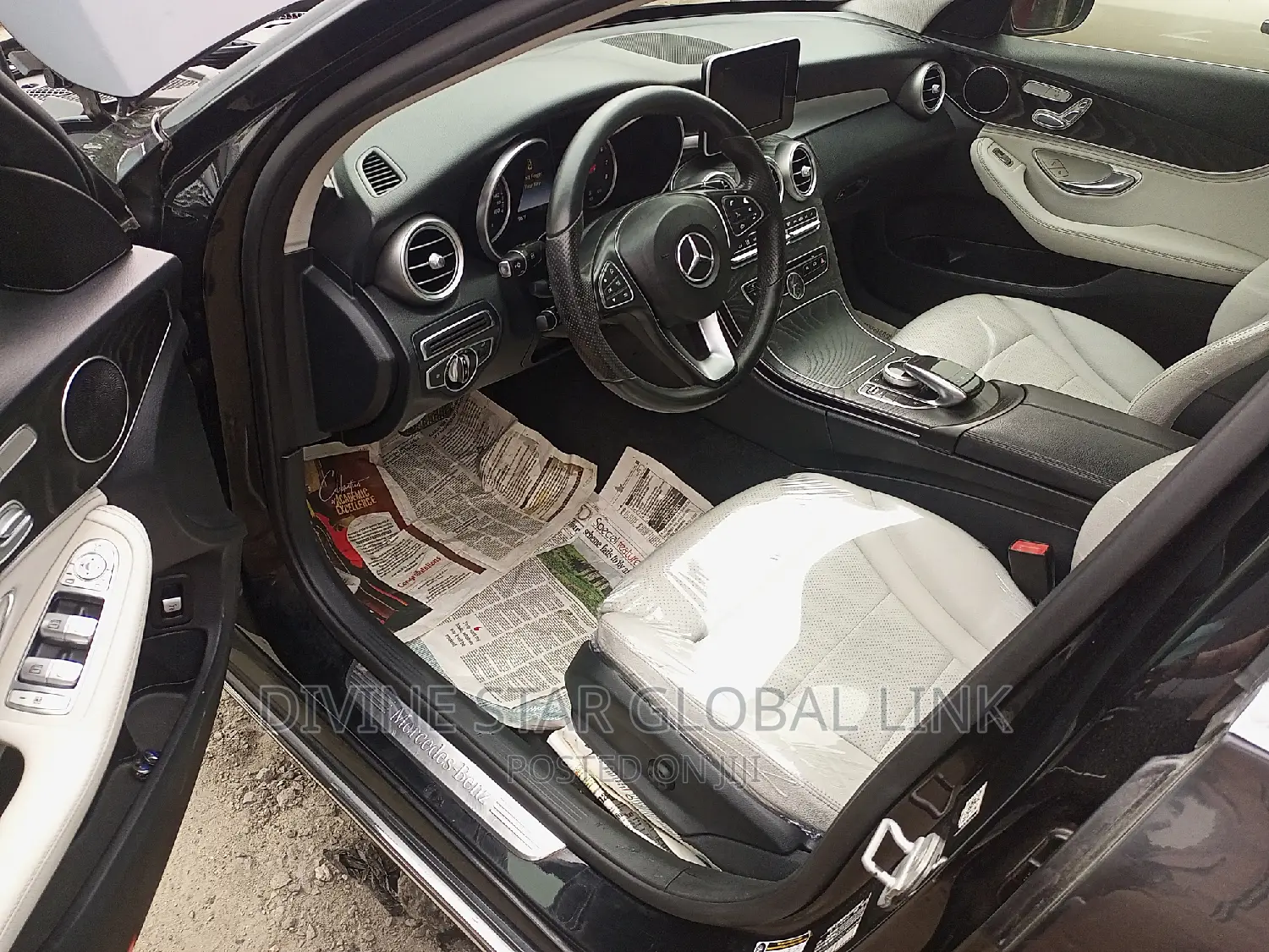 Mercedes-Benz C300 2017 Black