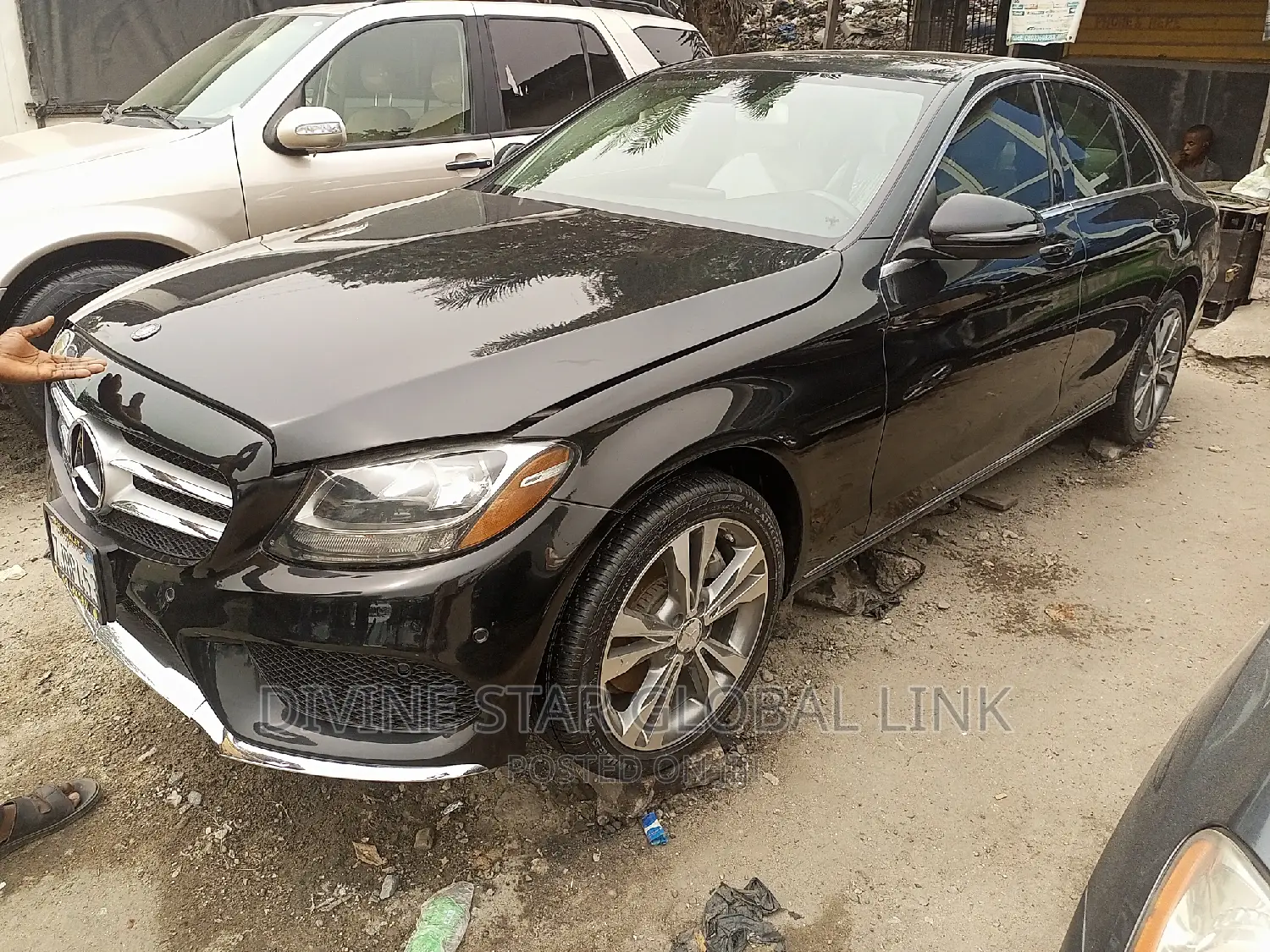 Mercedes-Benz C300 2017 Black