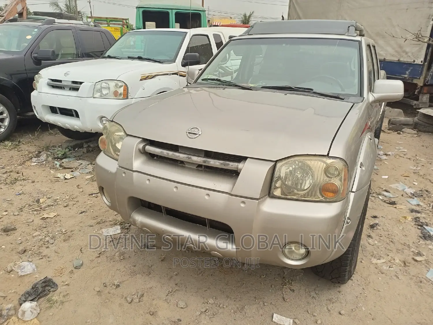 Nissan Frontier Crew Cab Nismo 4x4 2008 White
