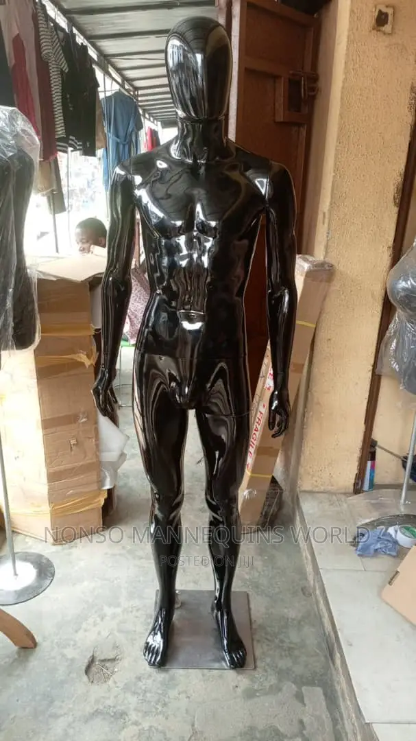 Glossy Black Male Fashion Faceless Mannequin