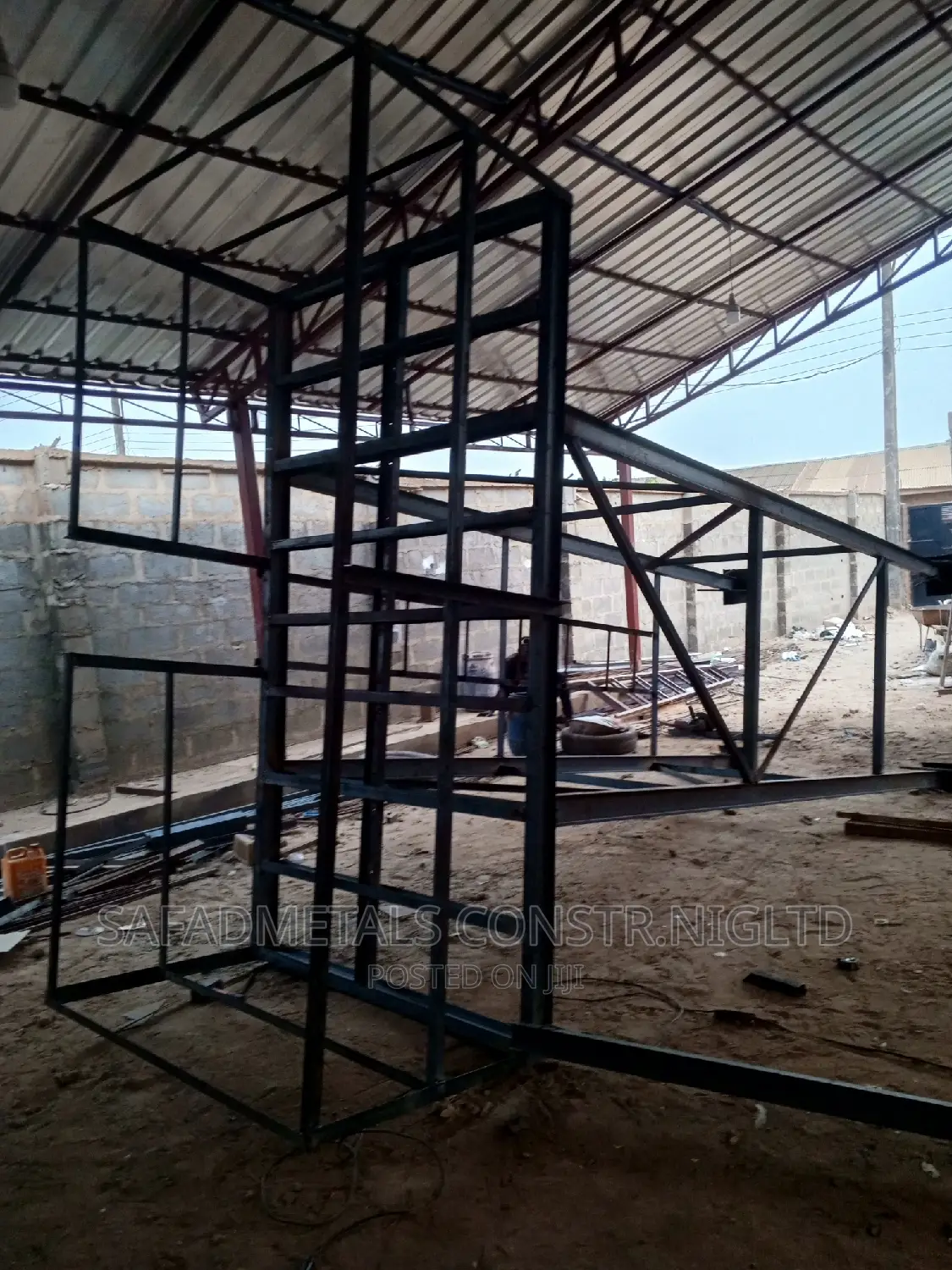 Tank Tower Double Lift