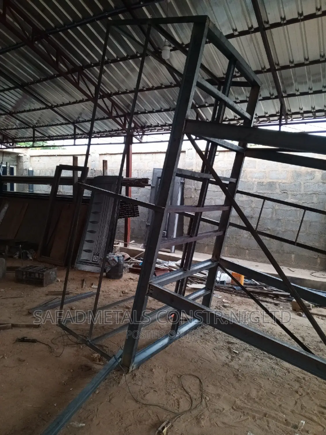 Tank Tower Double Lift