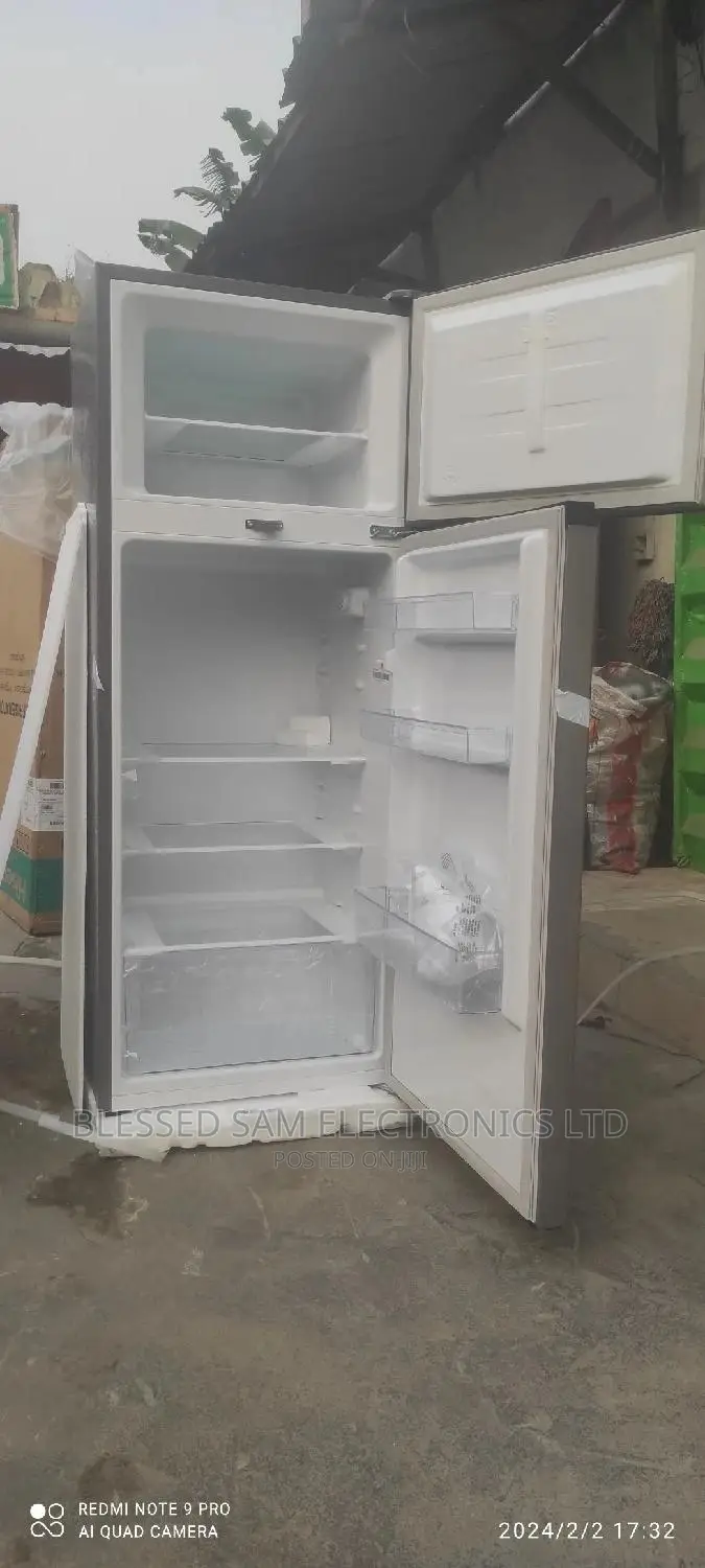 Hisense 205L Double Door Freezer Fridge Fast Freezing A++