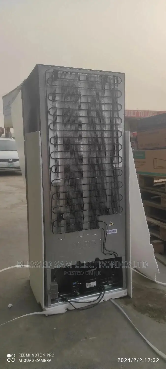 Hisense 205L Double Door Freezer Fridge Fast Freezing A++
