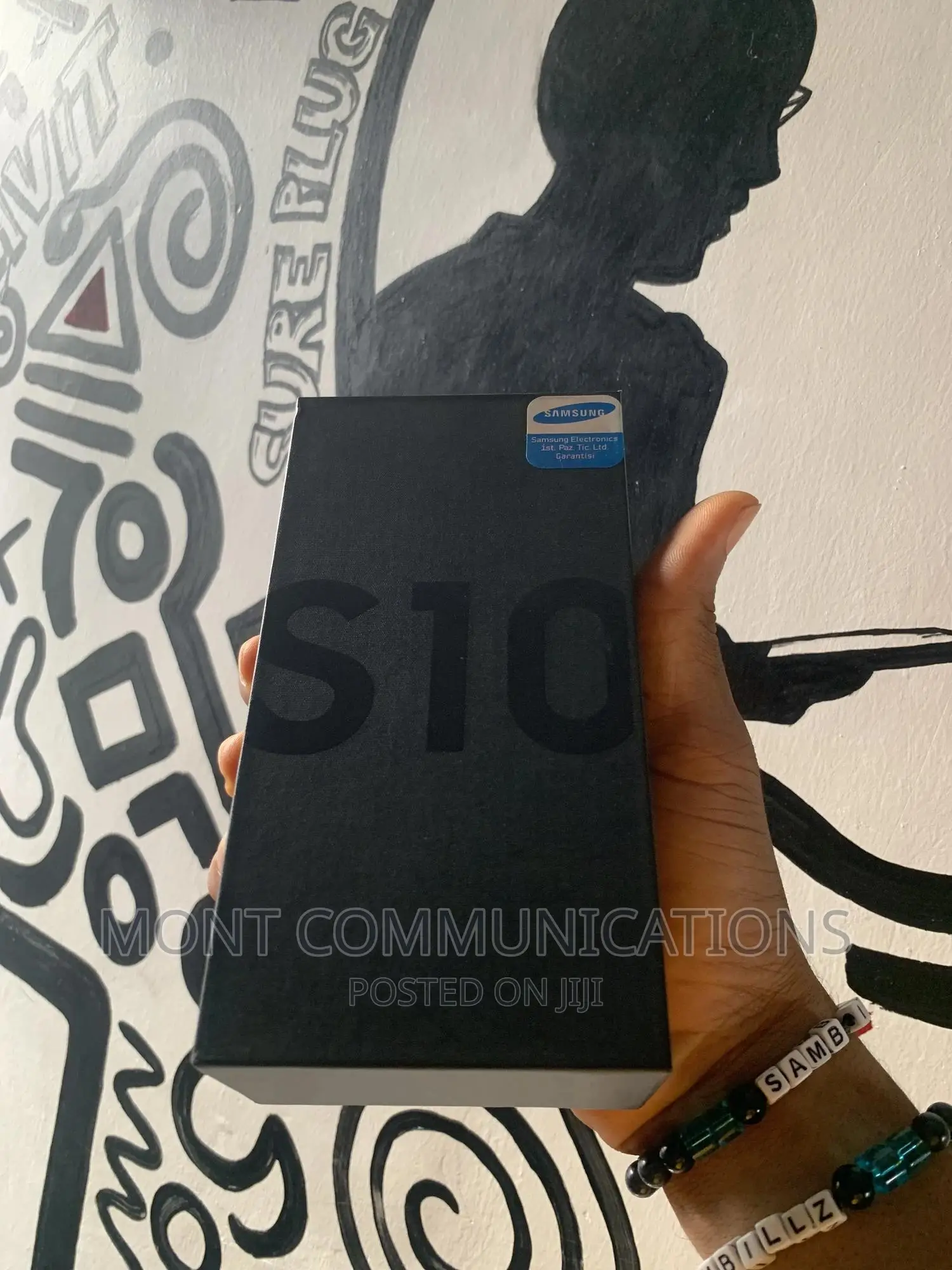 New Samsung Galaxy S10 128 GB Black