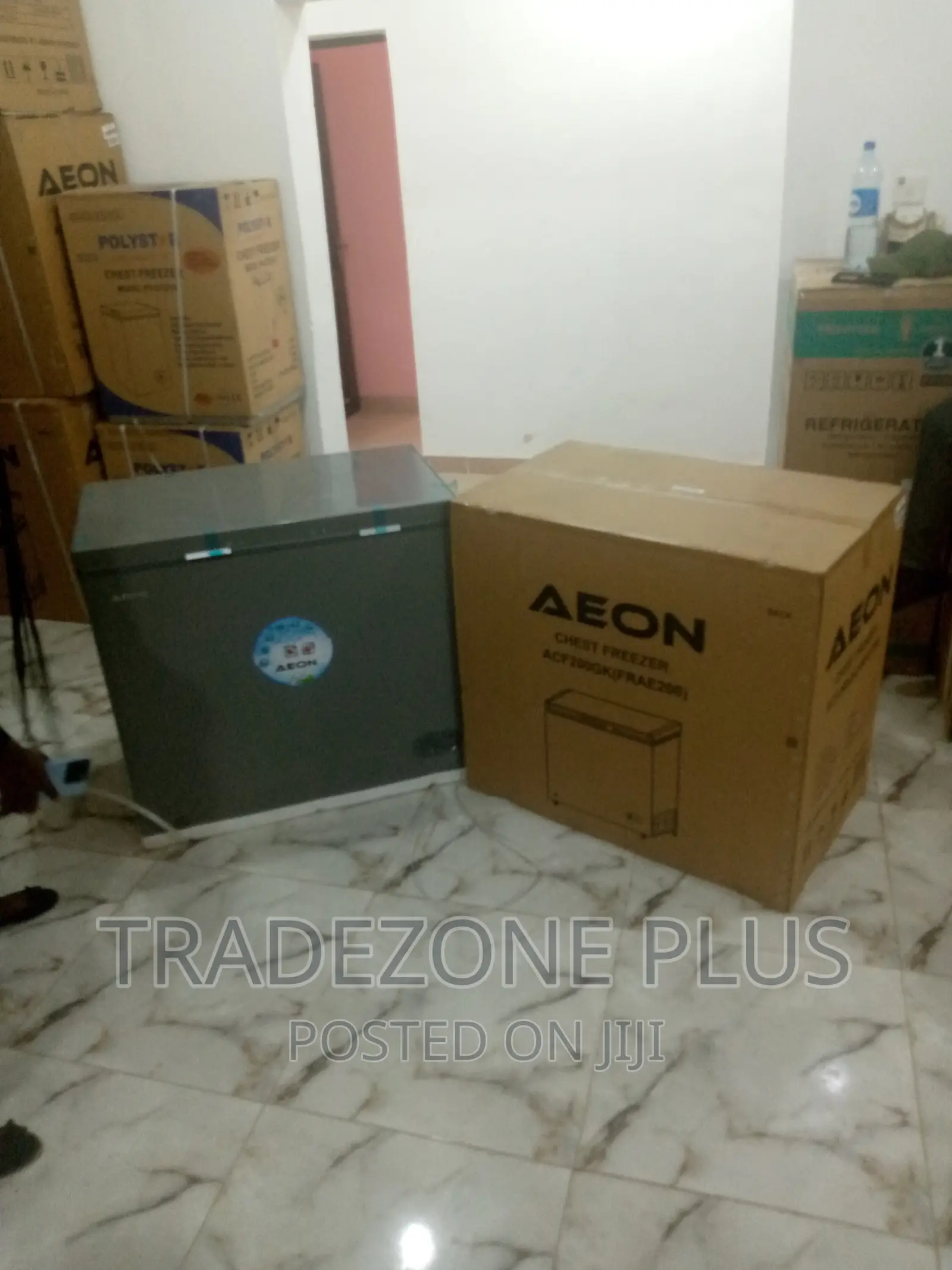 Aeon Chest Freezer 200litre (Acf100gk)Fra200- Grey