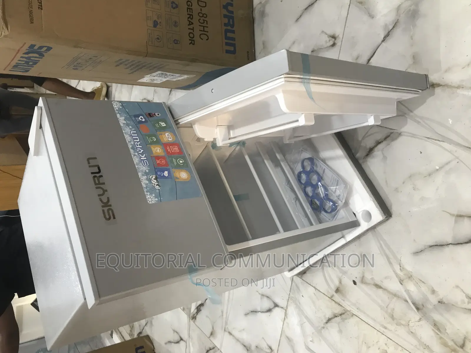 (Skyrun ) Double Door Refigerator Is Avalible