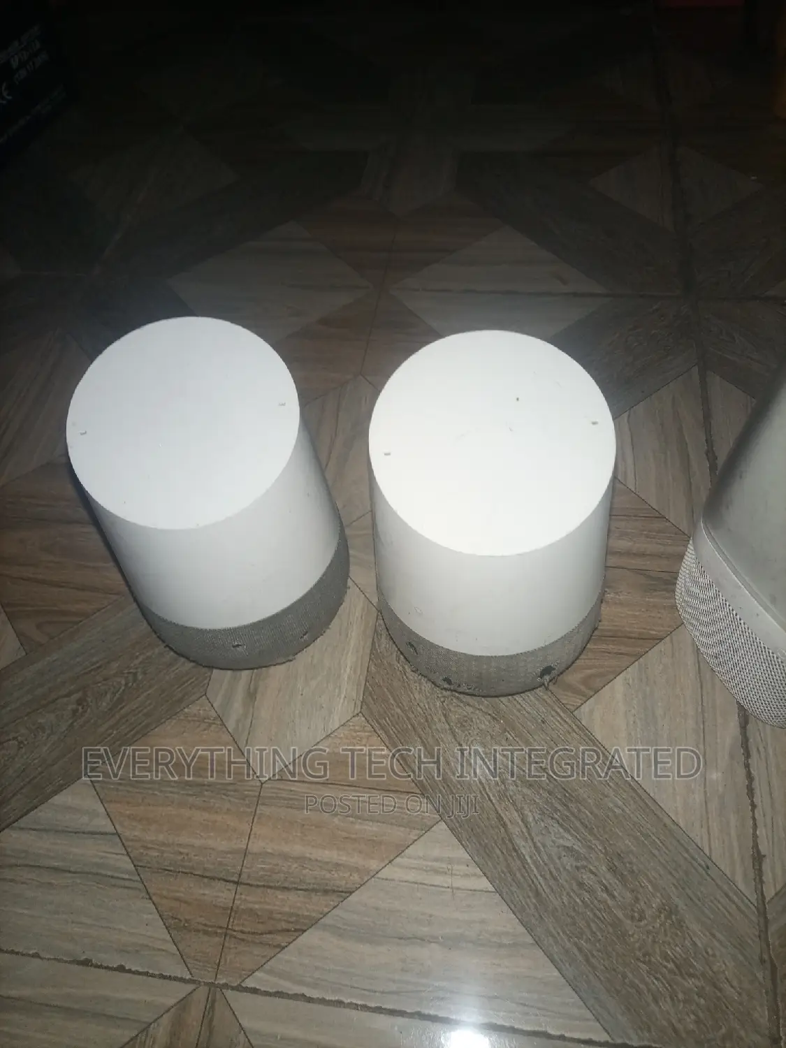GOOGLE HOME Voice Activated Speaker Smart Assistant