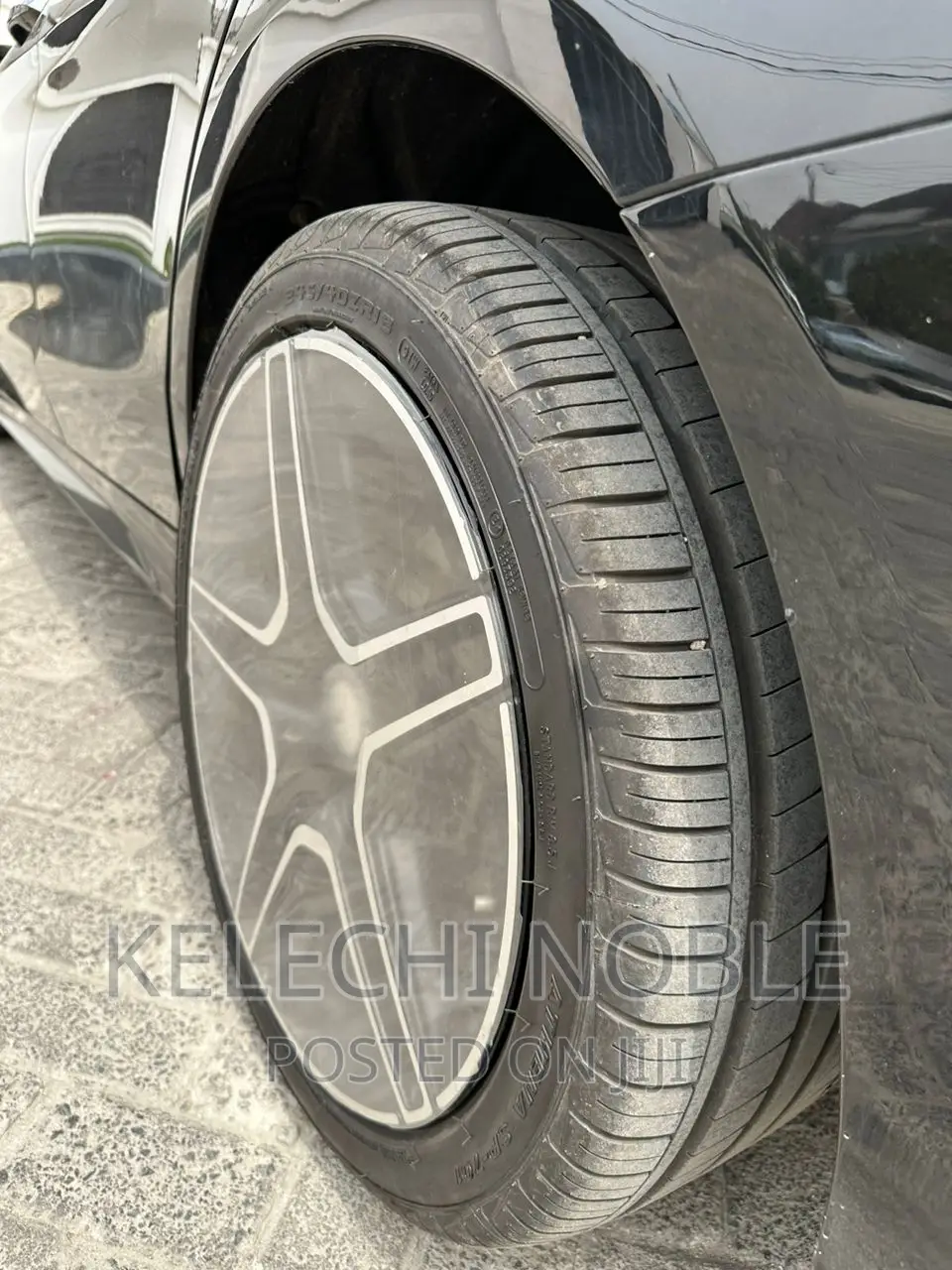 Mercedes-Benz C300 2020 Black