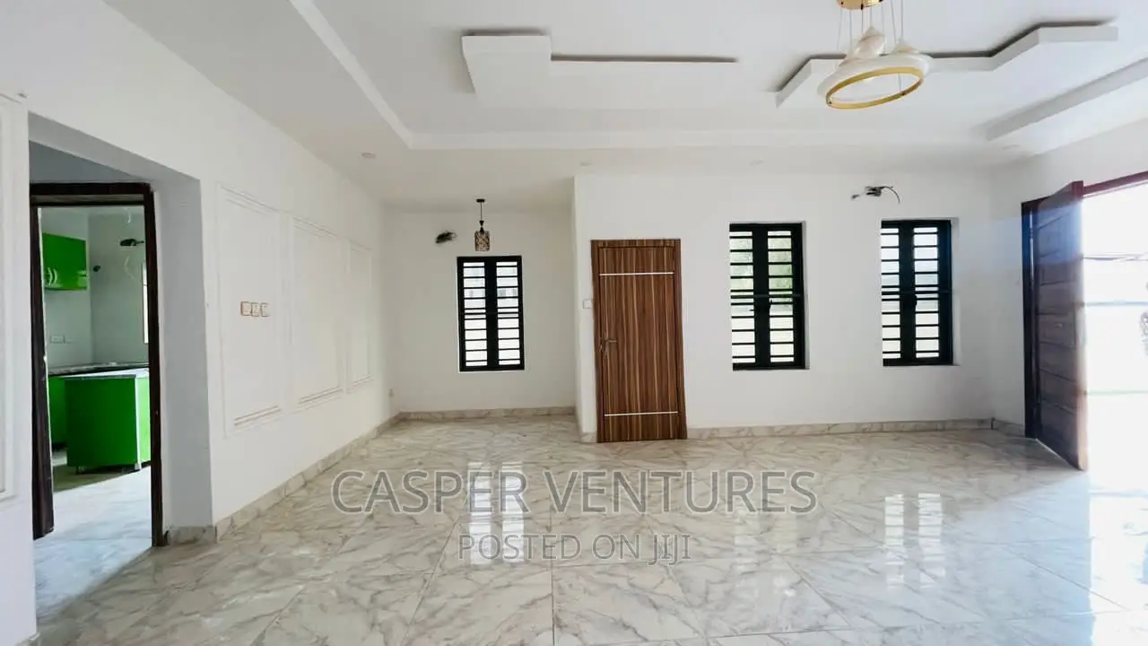 4bdrm Duplex in Ologolo for sale