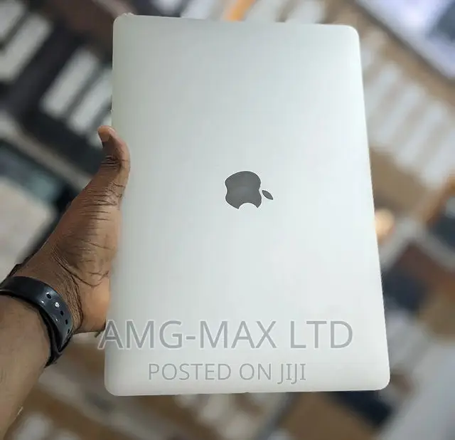 Laptop Apple MacBook Pro 2019 16GB Intel Core I7 SSD 512GB