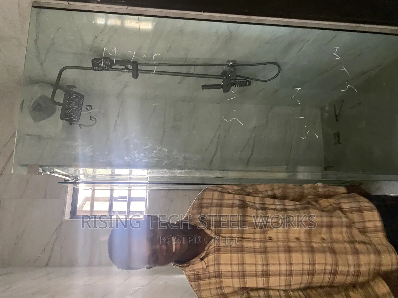 Cubicle Shower 01