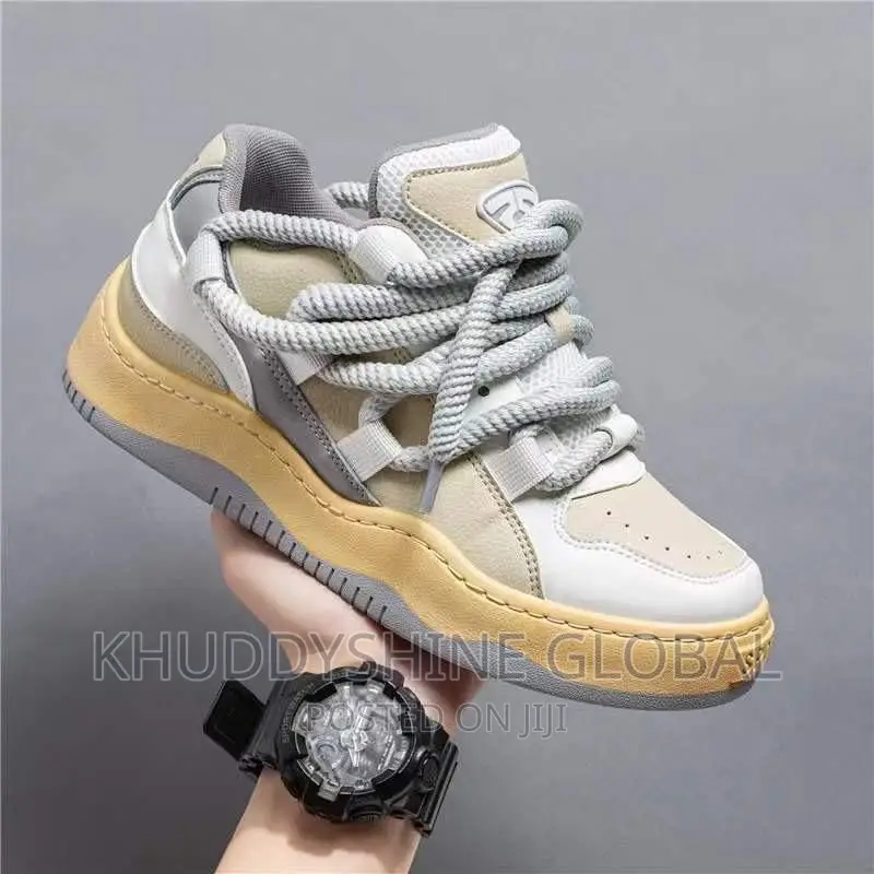 Unisex Classics Skateboard Sneakers Shoes