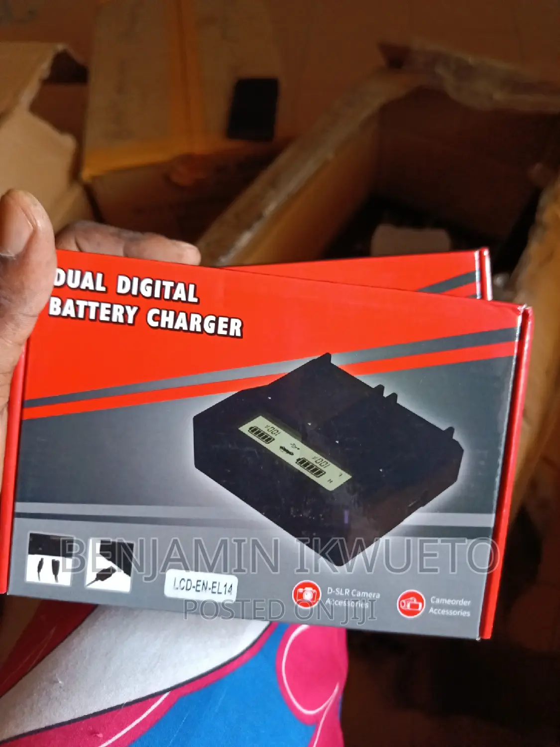 Dual Digital Camera Battery Charger, for Canon and Nikon
